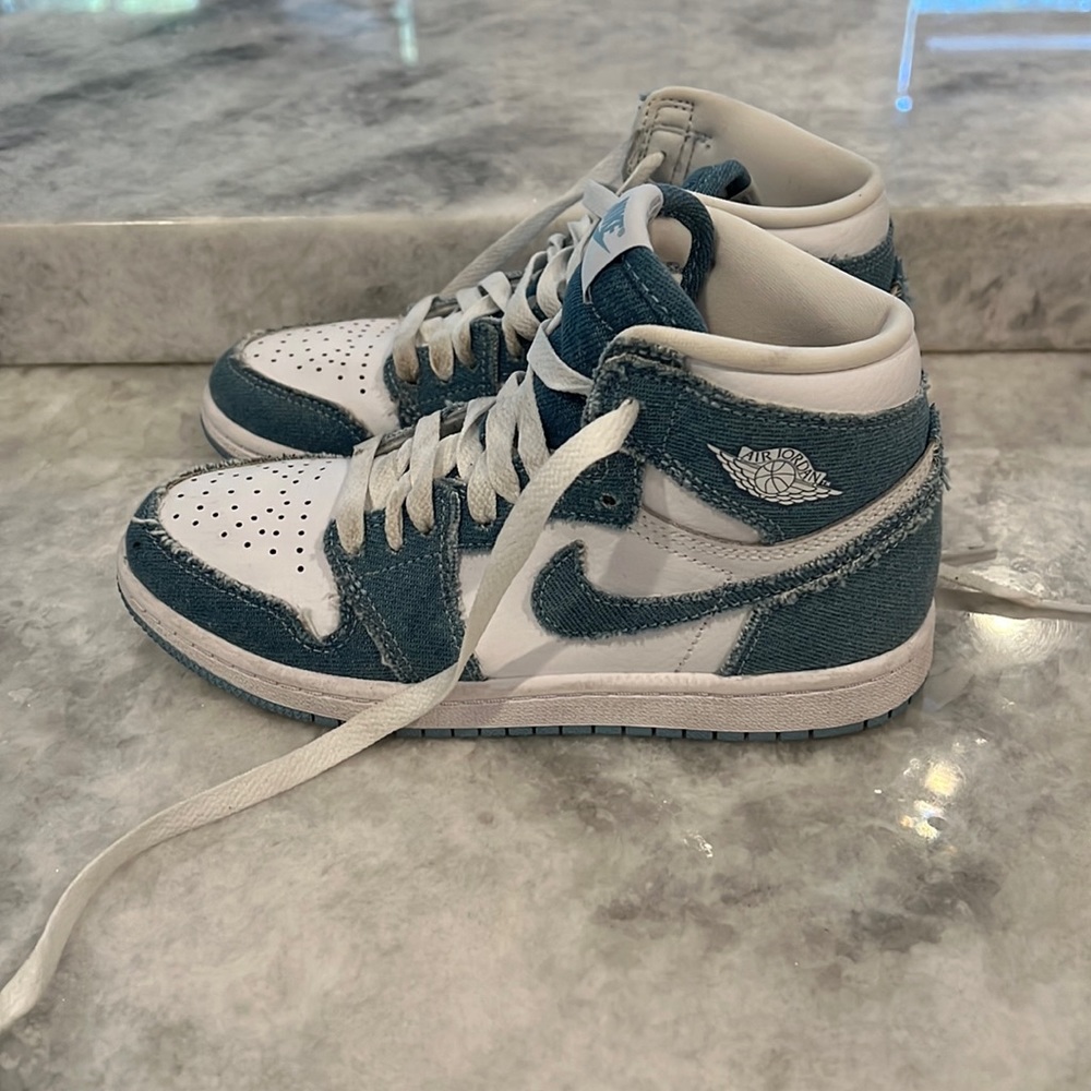 Air Jordan 1 mid youth size 2 denim and white sneakers used
